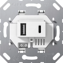 Gira USB Betét 2-es tipus A/C max.3A 5V fehér, 234900