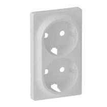 Legrand Valena Life 2x2P+F csatlakozóaljzat burkolat fehér, 754950